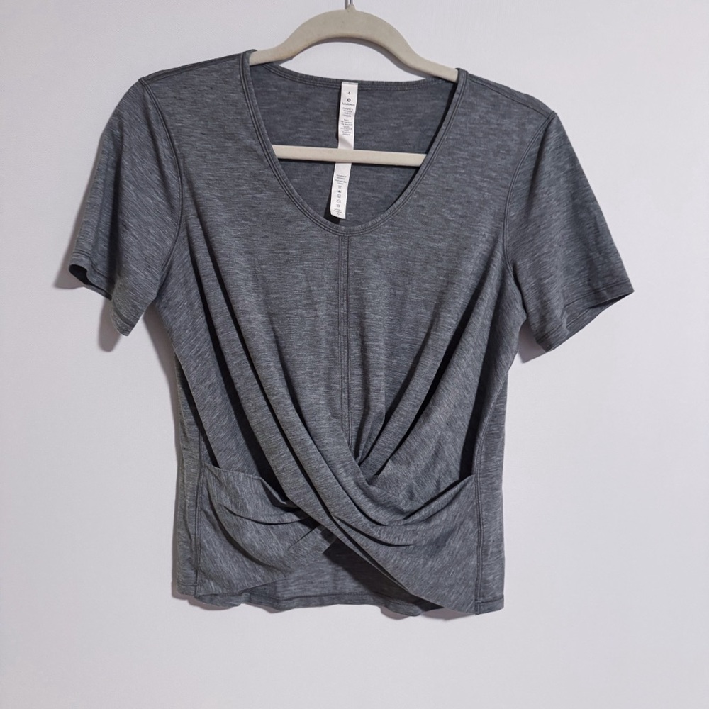 Lululemon - Gray Twist Front Crop Tee